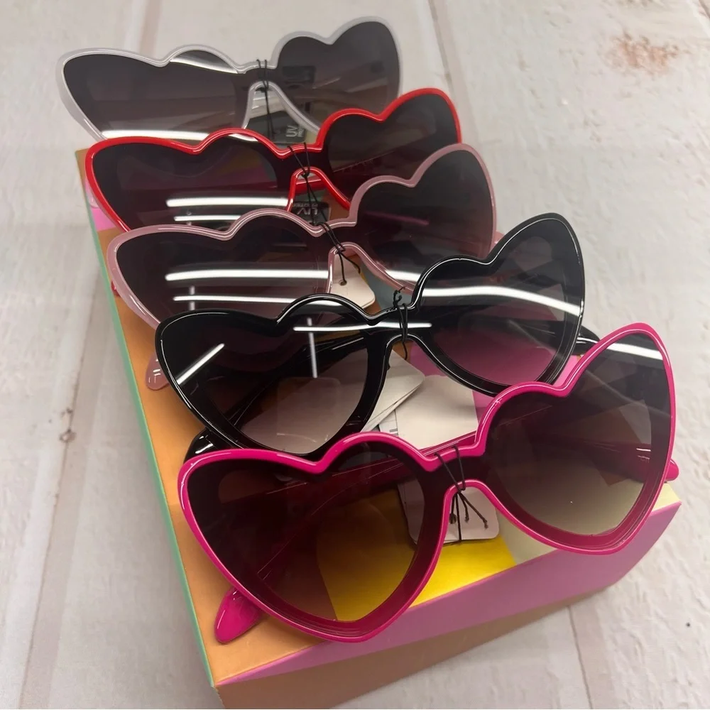 Retro Heart Shaped‎ Sunglasses for Women Vintage Heart Sunglasses for Party
